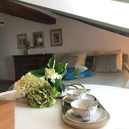 Casa Travicelli, Sui Tetti Di Apartment